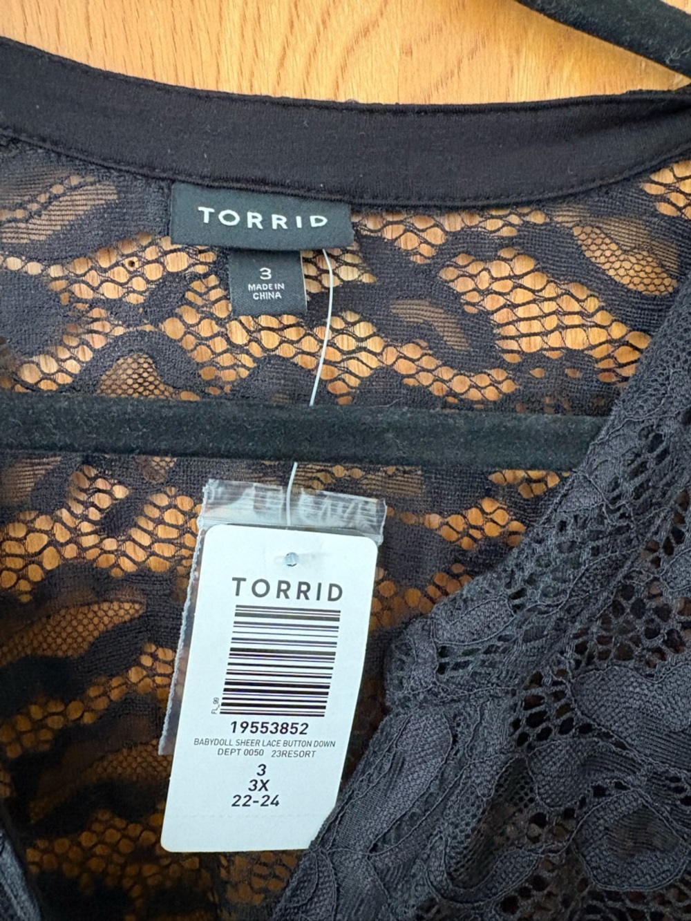 Torrid Black Floral Lace V-Neck Long Sleeve  button down tunic 3XL - Picture 4 of 9